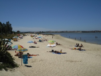 Rosario Beach (Praia Rosário) 